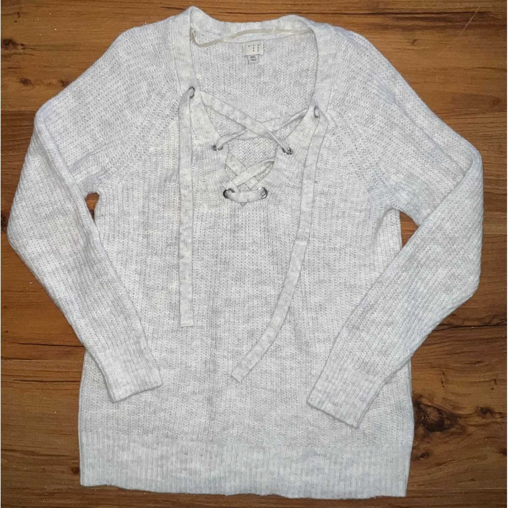 A New Day Womens XXL Light Gray Marl Lace Up V-Neck Raglan Long Sleeve Sweater